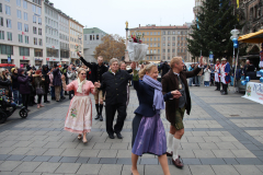 Auszug-am-Marienplatz-2