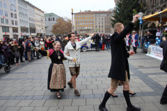 Auszug-am-Marienplatz-4