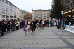 Auszug-am-Marienplatz